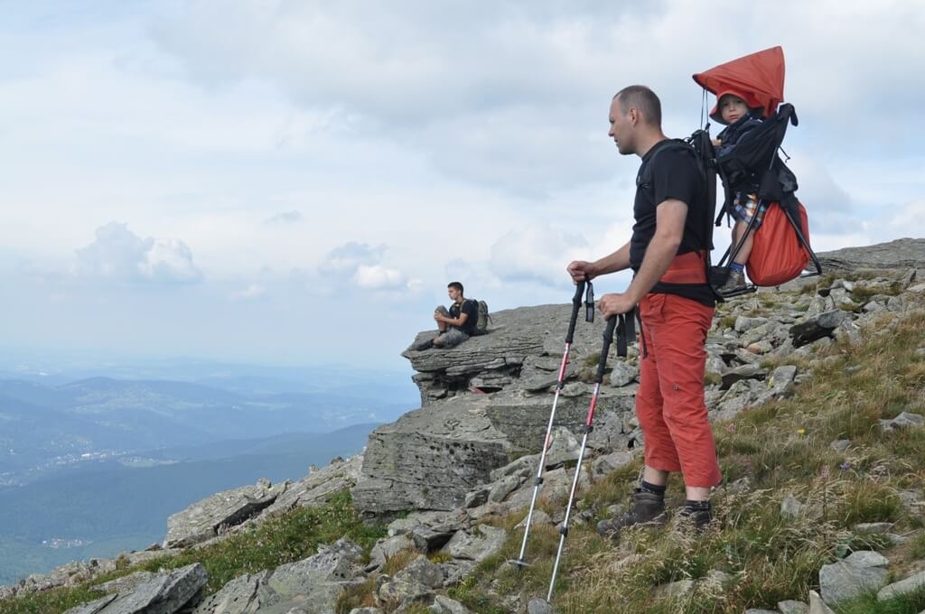 Z dzieckiem w góry - Tomek z Katowic testuje nosidełko Silda Fjord Nansen